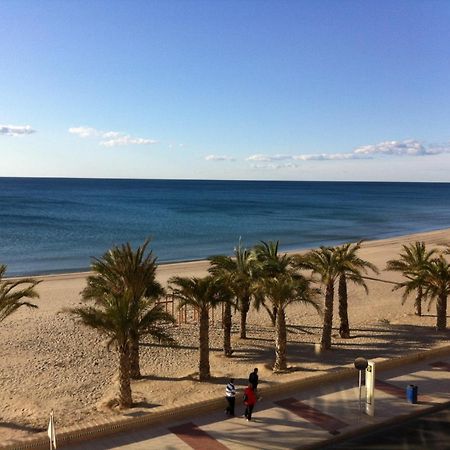 شقة Frente Al Mar, A 10 Metros De La Playa, Vistas Increibles Del Mar, Reformado 2021 !!! إل كامبيلو المظهر الخارجي الصورة