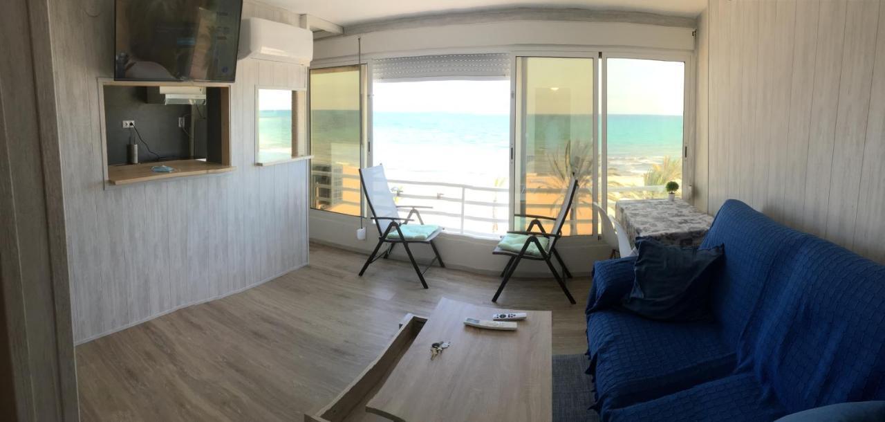 شقة Frente Al Mar, A 10 Metros De La Playa, Vistas Increibles Del Mar, Reformado 2021 !!! إل كامبيلو المظهر الخارجي الصورة